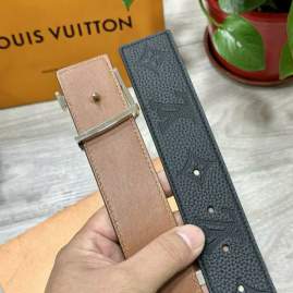 Picture of Louis Vuitton Belts _SKUfw188667014fw